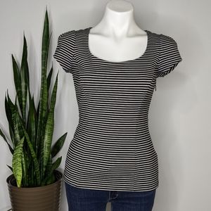 WHBM black & white fitted top size 0